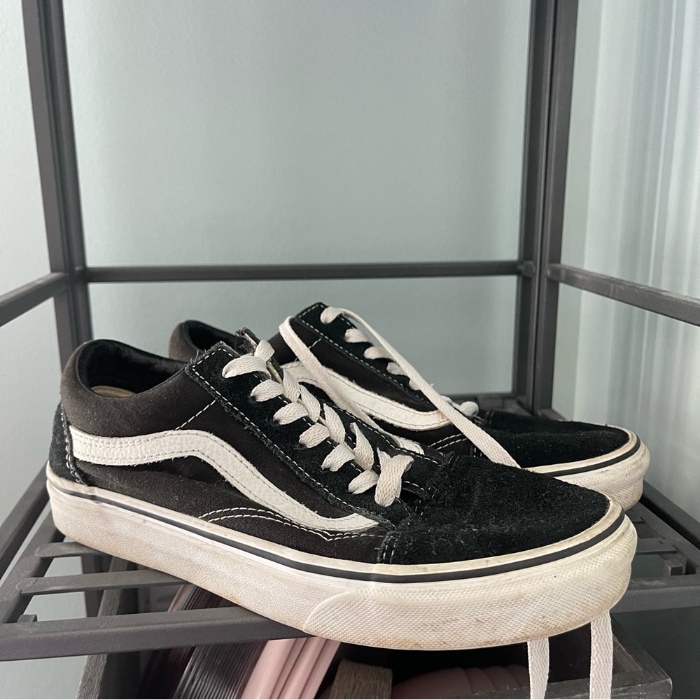 Vans Sz 7.5 - Picture 2 of 5